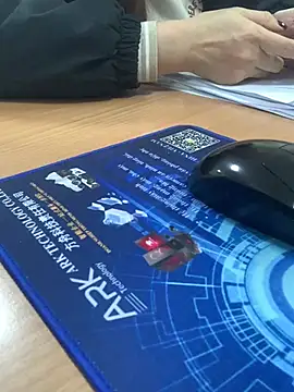 Snapshot of ThuPhuong-Tr chatting on January 15, 2026, 9:34 am ThuPhuong-Tr online show from January 15, 2026, 9:34 am