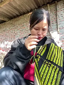 O o UwU o O online show from November 27, 2025, 2:34 am