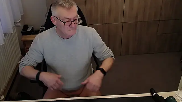 randyandy67 online show from February 4, 2026, 7:03 am