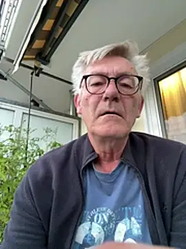 Snapshot of randyandy67 chatting on August 6, 2026, 4:07 am randyandy67 online show from August 6, 2026, 4:07 am