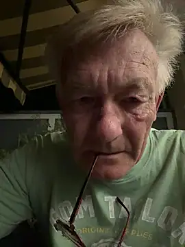Snapshot of randyandy67 chatting on August 1, 2026, 9:35 pm randyandy67 online show from August 1, 2026, 9:35 pm