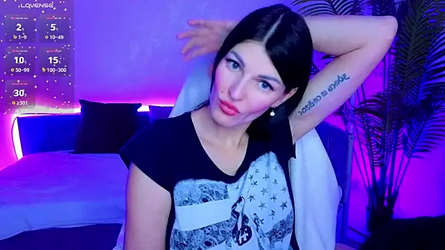 O1d Lady online show from November 30, 2025, 8:48 am