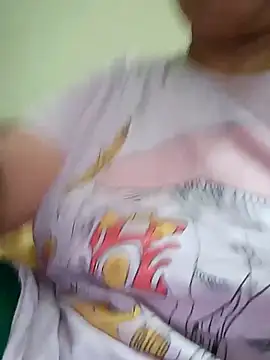 Snapshot of angel_ridhi chatting on October 11, 2025, 1:39 am angel ridhi online show from October 11, 2025, 1:39 am