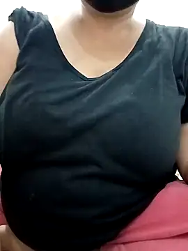 Rakhi sawant143 online show from September 12, 2025, 1:39 am