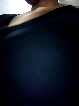 Rakhi sawant143 online show from September 14, 2025, 5:02 pm