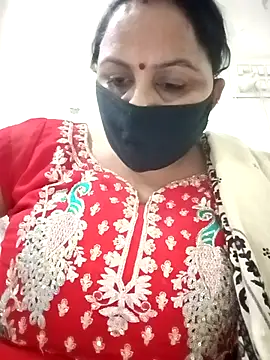 Rakhi sawant143 online show from November 15, 2025, 4:11 pm