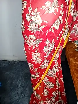 Snapshot of Oh_011 chatting on February 4, 2026, 3:51 pm Oh 011 online show from February 4, 2026, 3:51 pm