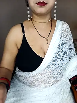 Snapshot of Oh_011 chatting on February 2, 2026, 4:28 pm Oh 011 online show from February 2, 2026, 4:28 pm