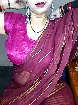 Snapshot of Oh_011 chatting on February 1, 2026, 3:43 pm Oh 011 online show from February 1, 2026, 3:43 pm