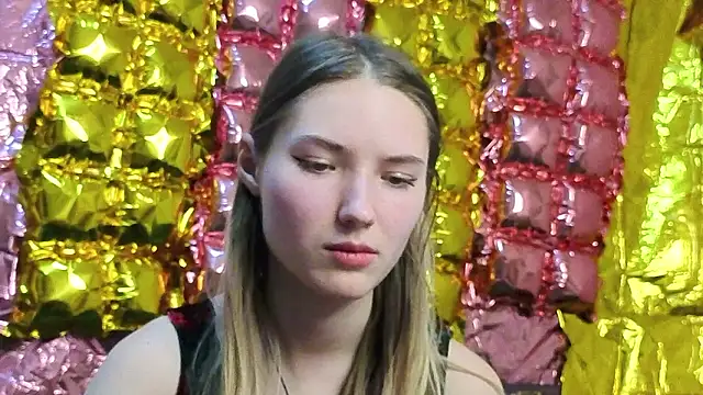  kikiclark   online show from March 15, 2026, 8:16 pm