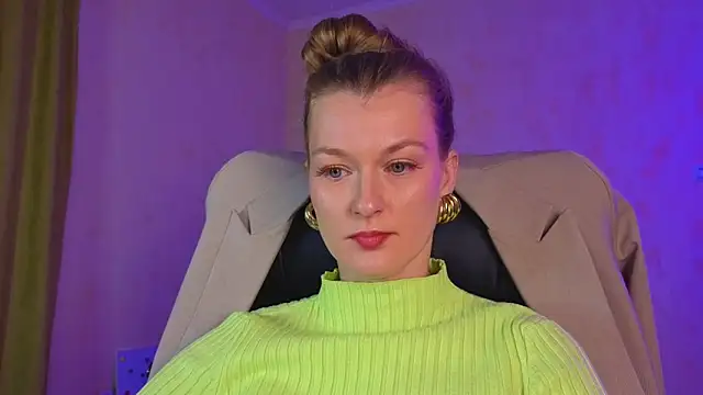 MysticVenus  online show from January 7, 2026, 2:44 pm