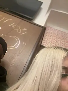 Steffi Snowbunny online show from February 2, 2026, 9:03 pm