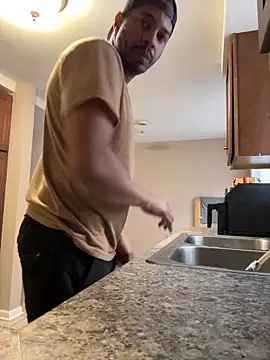 Jariushot3 online show from February 3, 2026, 2:33 pm