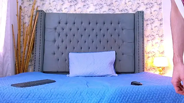 Luke Carter online show from November 24, 2025, 1:11 pm