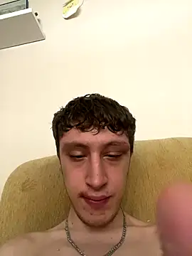 efeeee35 online show from October 21, 2025, 9:41 am