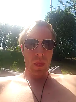 bigdick benxh online show from May 4, 2026, 1:14 pm
