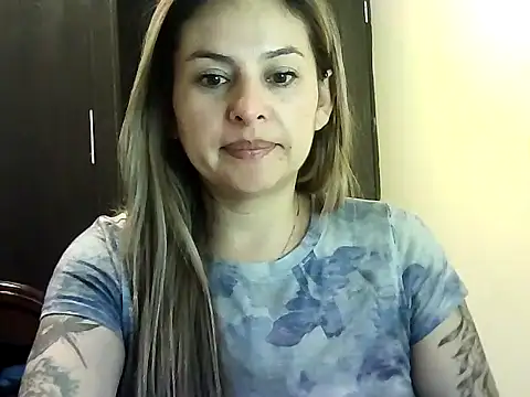 Valery  Rouse  online show from March 5, 2026, 11:51 am