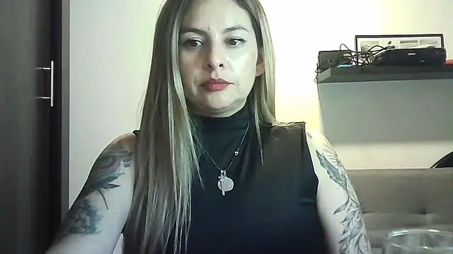 Valery  Rouse  online show from May 3, 2026, 5:12 am
