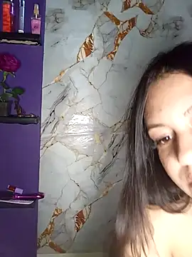 Jeniffer-s online show from September 17, 2025, 4:03 am