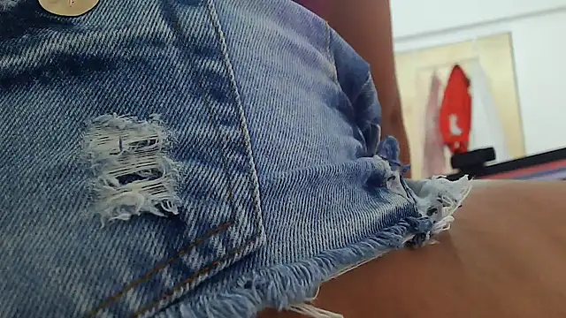 SecretBrunette online show from January 7, 2026, 6:07 am