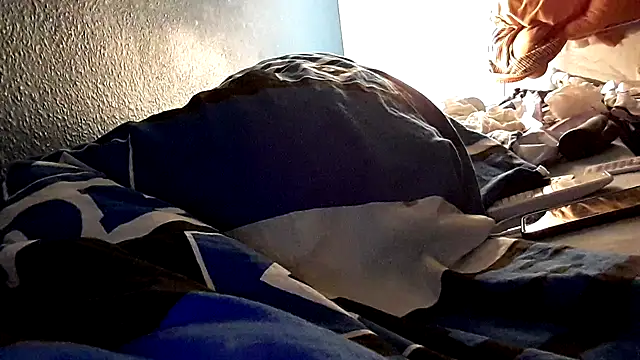 GeilerHSVFAN1989 online show from December 22, 2025, 4:12 am