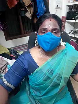 Tamil Kavitha10 online show from November 3, 2025, 3:37 pm