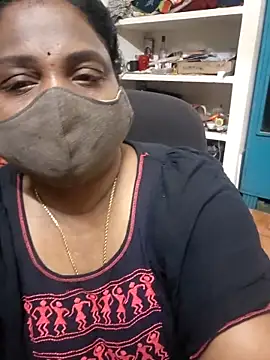 Snapshot of Tamil_Kavitha10 chatting on February 2, 2026, 12:42 am Tamil Kavitha10 online show from February 2, 2026, 12:42 am