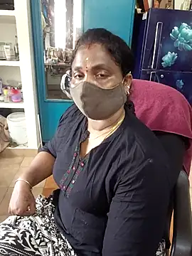 Snapshot of Tamil_Kavitha10 chatting on February 25, 2026, 7:30 am Tamil Kavitha10 online show from February 25, 2026, 7:30 am