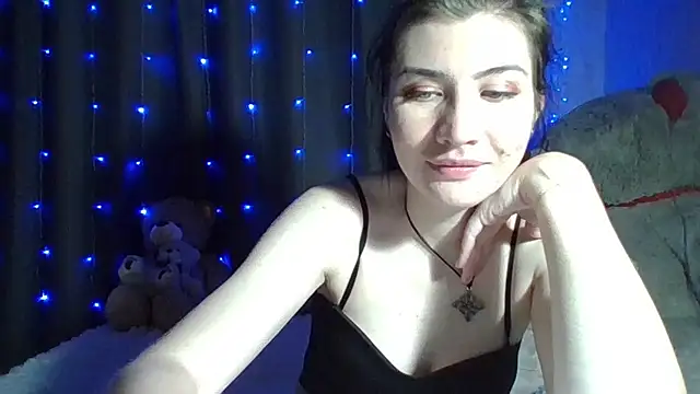 Nancy Luna online show from October 11, 2025, 8:21 pm