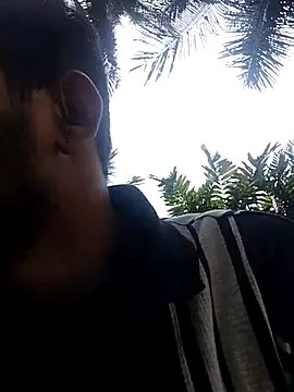 7incpink online show from April 22, 2026, 4:52 am