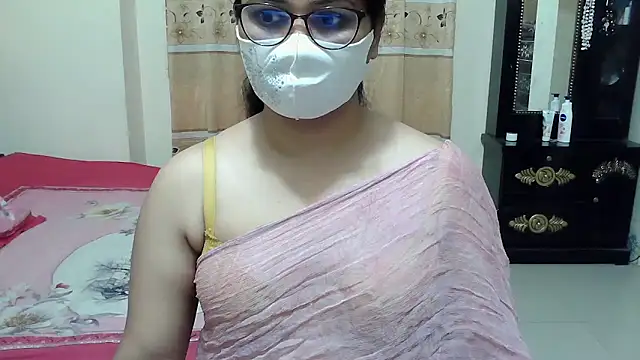 Elena cruz5 online show from December 3, 2025, 2:49 pm