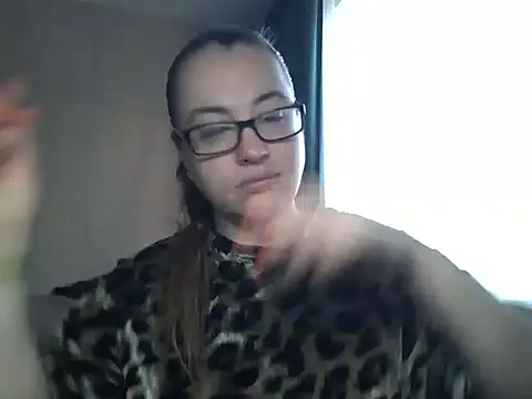 Snapshot of karina160000 chatting on March 24, 2026, 3:17 am karina160000 online show from March 24, 2026, 3:17 am