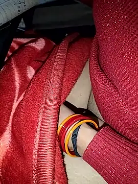 sexy  girls98 online show from December 20, 2025, 4:32 pm