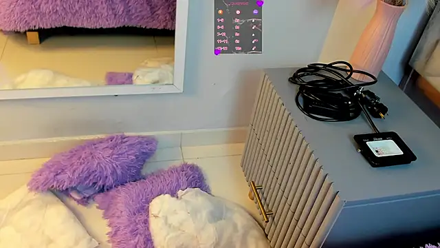 Mia Valentine  online show from March 9, 2026, 8:12 pm