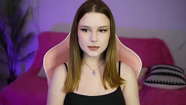 Snapshot of MilanaMoons chatting on September 26, 2025, 11:06 am MilanaMoons online show from September 26, 2025, 11:06 am