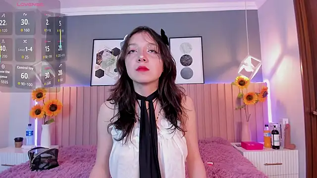 Nina Ford online show from February 24, 2026, 2:56 am