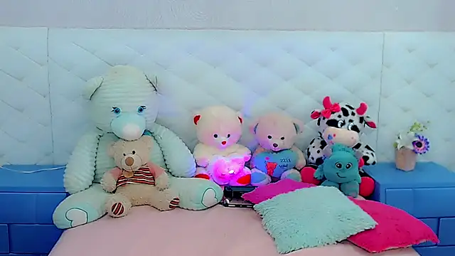 hanna sweett34 online show from December 3, 2025, 4:17 pm