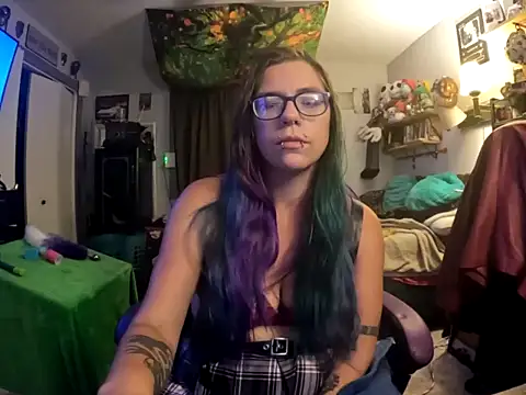 R4inbowK1tty online show from October 24, 2025, 3:49 am