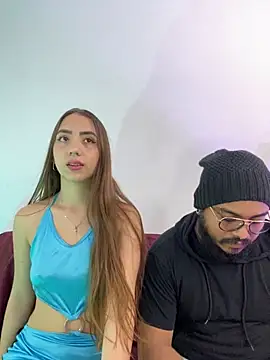  leda swan  online show from September 9, 2025, 1:53 pm