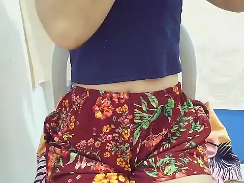 Snapshot of Jennie_Ross chatting on January 14, 2026, 7:17 pm Jennie Ross online show from January 14, 2026, 7:17 pm