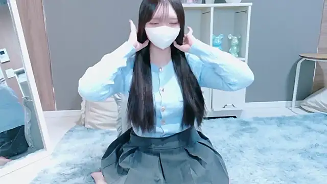 Riria-riri online show from March 1, 2026, 9:37 pm