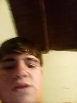 Snapshot of bautio17 chatting on March 27, 2026, 10:22 pm bautio17 online show from March 27, 2026, 10:22 pm