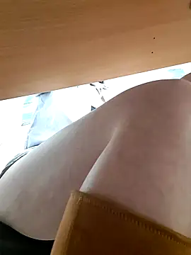 Nellyplais online show from September 18, 2025, 12:41 pm