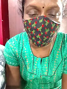 Snapshot of umashreetamil chatting on January 11, 2026, 2:02 pm umashreetamil online show from January 11, 2026, 2:02 pm