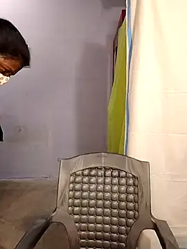 Snapshot of umashreetamil chatting on November 2, 2025, 4:12 pm umashreetamil online show from November 2, 2025, 4:12 pm