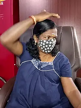 Snapshot of umashreetamil chatting on February 1, 2026, 4:55 am umashreetamil online show from February 1, 2026, 4:55 am