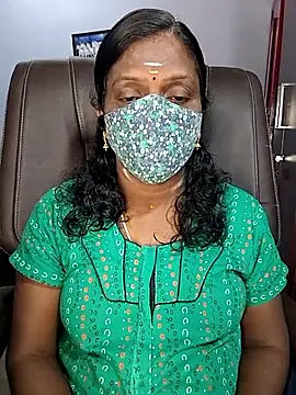 Snapshot of umashreetamil chatting on March 2, 2026, 2:34 am umashreetamil online show from March 2, 2026, 2:34 am