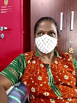 Snapshot of umashreetamil chatting on January 11, 2026, 1:56 am umashreetamil online show from January 11, 2026, 1:56 am