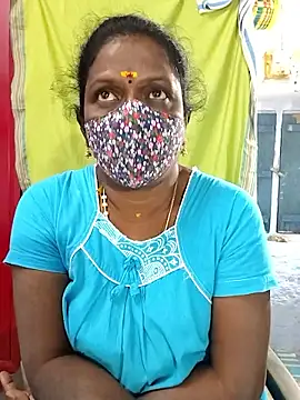 Snapshot of umashreetamil chatting on December 20, 2025, 1:47 pm umashreetamil online show from December 20, 2025, 1:47 pm