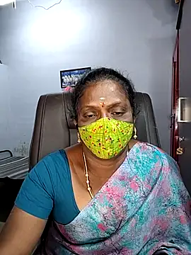 Snapshot of umashreetamil chatting on February 19, 2026, 6:27 pm umashreetamil online show from February 19, 2026, 6:27 pm